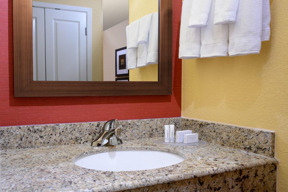 Courtyard By Marriott Dallas Plano In Legacy Park Luaran gambar